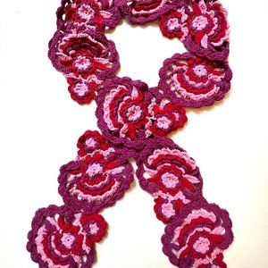 Crotchet Floral Scarf - Vintage
